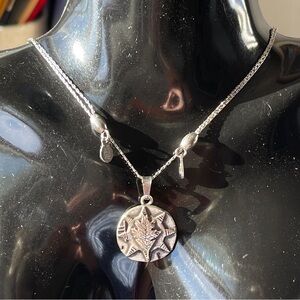 Alex & Ani adjustable slide silver-tone Oak leaf design necklace 22”-24”